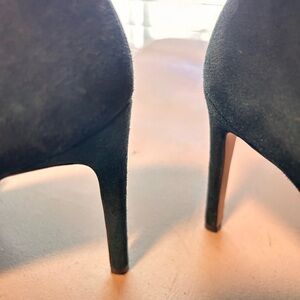 Charles David Green Stiletto Heels